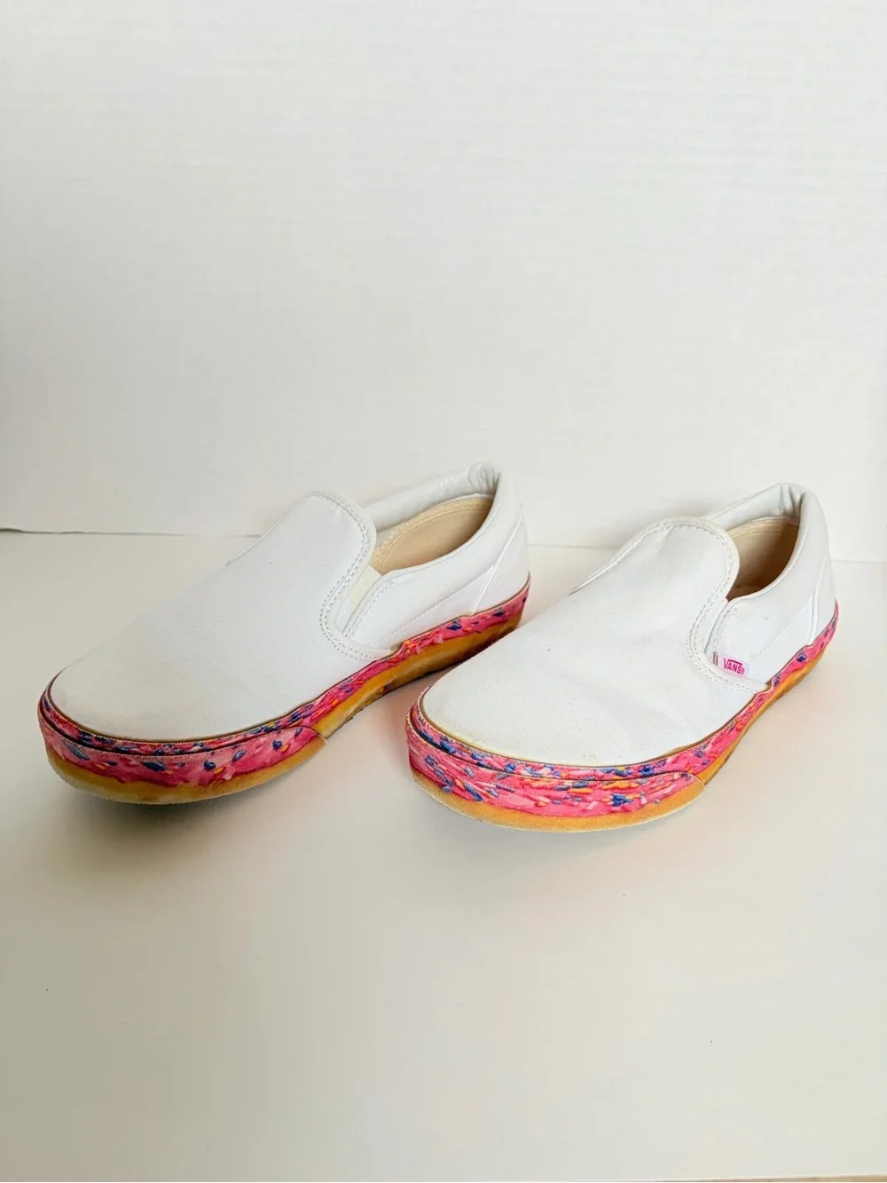 Vans Donut Sprinkle Sneakers Slip On Bold Platform Shoes White Pink Size 7 Kids